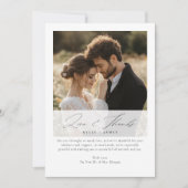 Elegant Script Liefde en Bedankt Pas getrouwd Foto Feestdagenkaart (Voorkant)