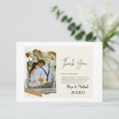 Elegant Script Liefde Trouwfoto Bedankkaart (Staand voorkant)