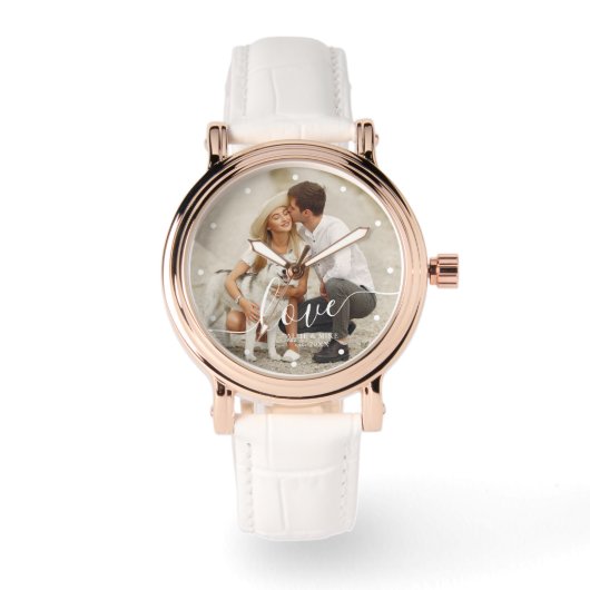 Elegant Script "Love" Custom Photo Horloge (Voorkant)