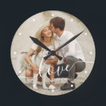 Elegant Script "Love" Custom Photo Ronde Klok<br><div class="desc">Voeg je favoriete foto toe van je laatste vakantie,  bruiloft of speciale gelegenheid.</div>