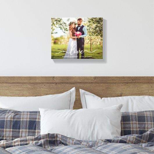 Elegant Script Love Wedding Bride and Groom Photo Canvas Afdruk (Insitu (Slaapkamer))