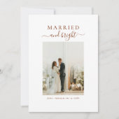 Elegant Script Married and Bright Photo and Heart Feestdagenkaart (Voorkant)