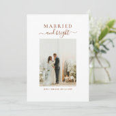 Elegant Script Married and Bright Photo and Heart Feestdagenkaart (Staand voorkant)