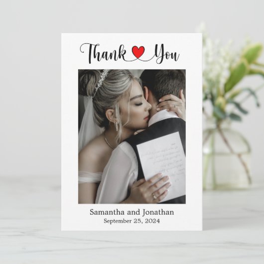 Elegant script met Red Heart Weddenfoto Bedankkaart (Staand voorkant)