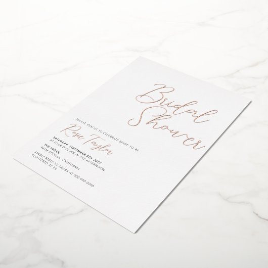 Elegant Script Minimal Roos Gold Vrijgezellenfeest Folie Uitnodiging (Gedraaid)