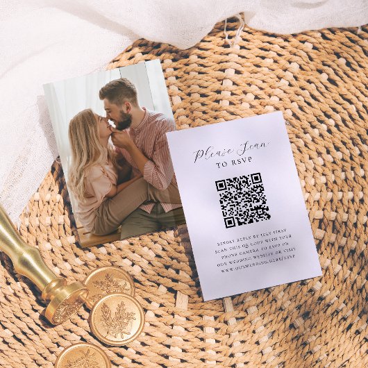 Elegant Script Minimale Foto QR Code Bruiloft RSVP Informatiekaartje