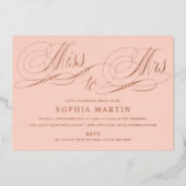 Elegant Script Miss to Mrs Blush Vrijgezellenfeest Folie Uitnodiging (Voorkant)