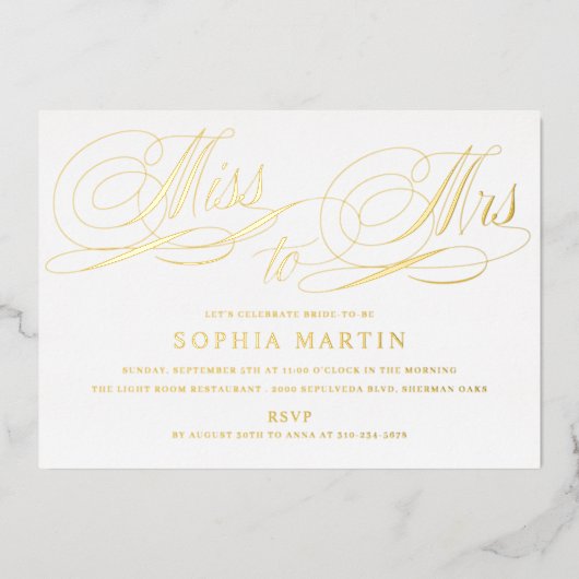 Elegant Script Miss to Mrs. Bridal Shower Gold Folie Uitnodiging (Voorkant)