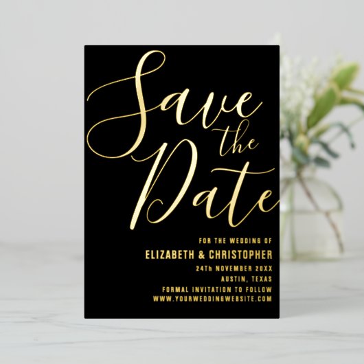 Elegant Script Modern Black & Gold Save the Date Folie Uitnodiging (Staand Voorkant)