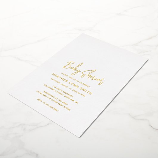 Elegant Script Modern minimalistisch Baby shower G Folie Uitnodiging (Gedraaid)