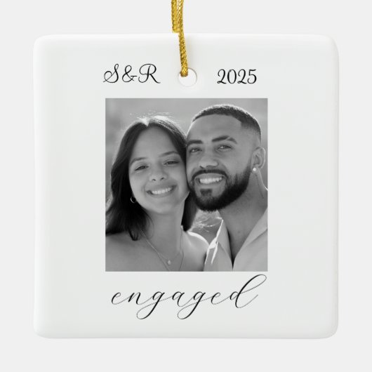 Elegant Script Modern Verloving Foto Keepsake Keramisch Ornament (Voorkant)