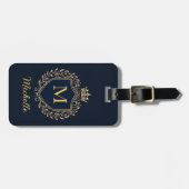Elegant script Monogram Aangepaste Luxe Zwart Goud Bagagelabel (Voorkant horizontaal)