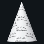 Elegant script Mr en Mrs bruiloft party cone pette Feesthoedjes<br><div class="desc">Elegant script Mr. en Mrs. bruiloftsfeest kegel petten. Leuke rekwisieten voor trendy bruiloft spelletjes en meer. Witte of aangepaste kleur. Leuke feestgunsten voor vrienden,  familie en gasten. Stijlvolle party petten met string. Voeg naam van bruid en bruidegom paar.</div>