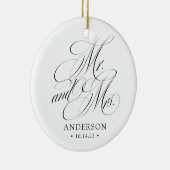 Elegant script Mr en Mrs Pas getrouwd Christmas Keramisch Ornament (Rechts)
