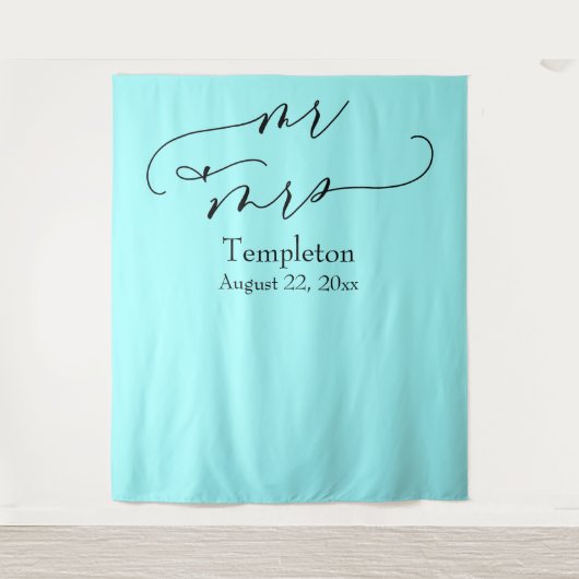 Elegant Script Mr & Mrs Aqua Fotobackground Wandkleed (Voorkant)
