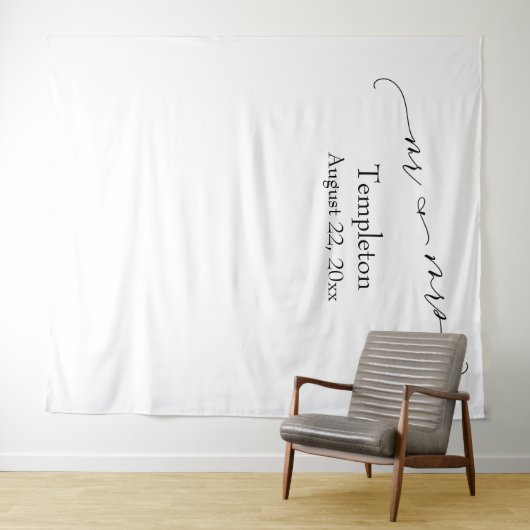Elegant Script Mr & Mrs Simple Photo Background Wandkleed (In Situ (horizontaal))