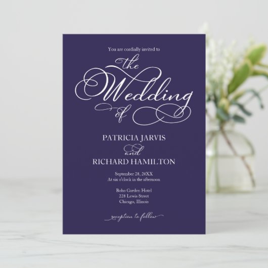 Elegant Script Navy blauw en wit bruiloft Kaart (Staand voorkant)