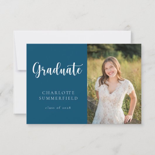 Elegant Script Navy Blauw Wit Foto Afstuderen Kaart (Voorkant)