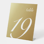 Elegant Script Ombre Gold Wedding Reclamebord Met Voetstuk (Voorkant)