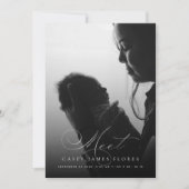 Elegant script Ontmoet Baby Photo Birth Aankondiging (Voorkant)
