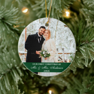 Elegant script onze eerste kerst groen keramisch ornament