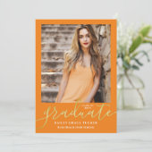 Elegant Script Oranje Gold 2-foto Afstuderen Aankondiging (Staand voorkant)
