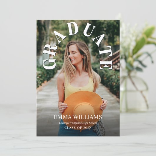 Elegant Script Photo Afstuderen Invitation Kaart (Staand voorkant)