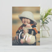 Elegant Script Photo Birthday Party Invitation Kaart (Staand voorkant)