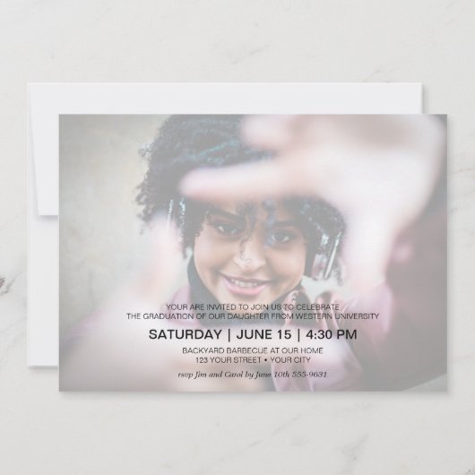 Elegant Script Photo Graduparty Kaart (Achterkant)