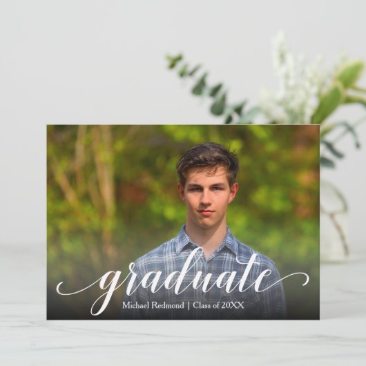Elegant Script Photo Graduparty Kaart (Staand voorkant)