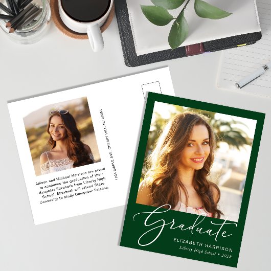 Elegant Script Photo Green Afstuderen Aankondigingskaart