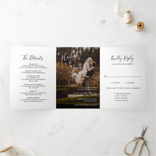 Elegant Script Photo Modern Wedding Drieluik Uitnodiging