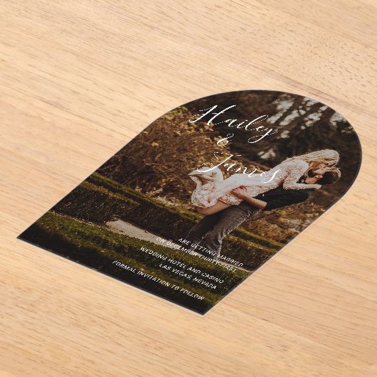 Elegant Script Photo Modern Wedding Sla de datum o Acryl Uitnodigingen (Laagn)