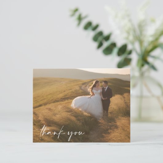 Elegant Script Photo Weddenschap Bedankt Briefkaart (Staand voorkant)