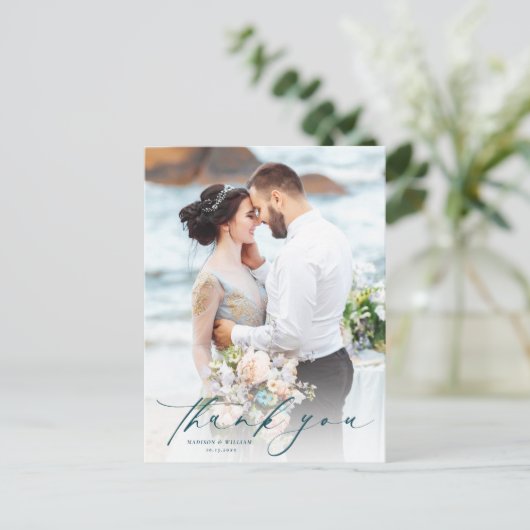 Elegant Script Photo Weddenschap Bedankt Briefkaart (Staand voorkant)