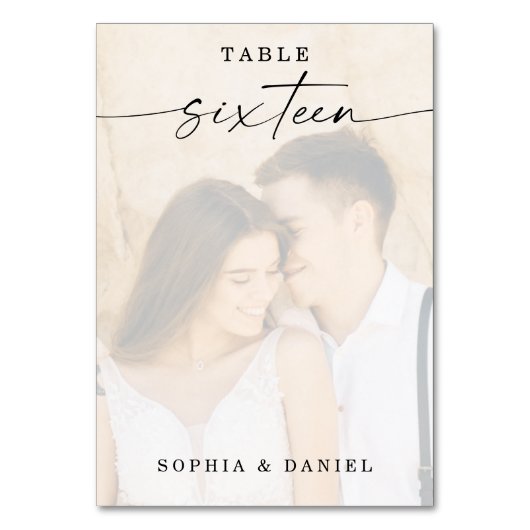 Elegant Script Photo Wedding Table Number Zestien Kaart (Voorkant)