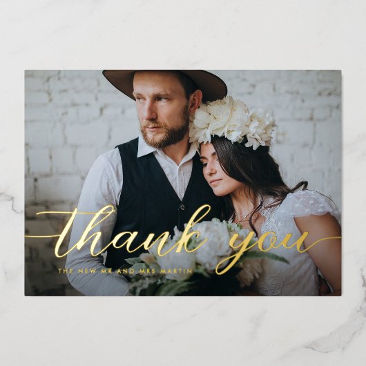 Elegant Script Photo Winter Weddenschap Hartelijk  Folie Feestdagenkaart (Voorkant)