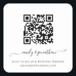 Elegant Script QR Code Weddenschap Website Vierkante Sticker<br><div class="desc">Website van het Elegant Manuscript QR Code Wedding. Een elegant manuscript met swashes voor uw namen. De tekst kan gemakkelijk worden gepersonaliseerd. Verander eenvoudig de steekproef URL in de sjabloon met uw eigen URL van uw gekozen pagina van uw trouwwebsite en uw code QR zal automatisch worden geproduceerd om de...</div>