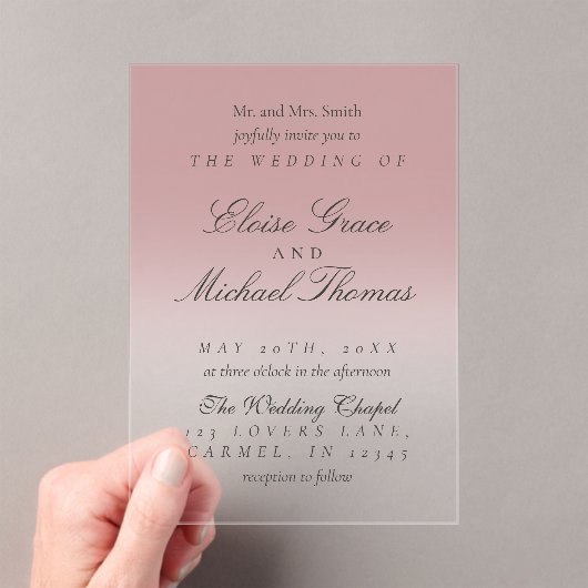 Elegant Script Roos Roze Gradient Wedding Acryl Uitnodigingen (Insitu (Draagbaar))