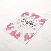 Elegant Script & Rose Gold Photo Birthday Card Folie Uitnodiging (Gedraaid)