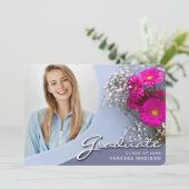 Elegant Script roze Flowers | Modern Photo Afstude Aankondiging (Staand voorkant)