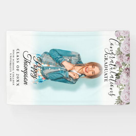 Elegant Script Roze Roses Floral Foto Afstuderen Spandoek (Horizontaal)