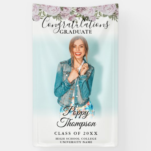 Elegant Script Roze Roses Floral Foto Afstuderen Spandoek (Verticaal)