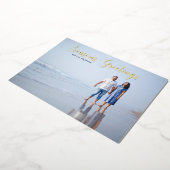 Elegant Script Seizoensgroeten Gepersonaliseerd Folie Feestdagenkaart (Gedraaid)