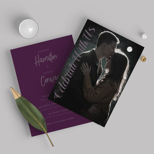 Elegant Script Shades of Paarse Photo Wedding Kaart