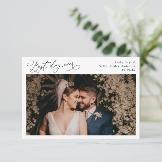 Elegant Script Simple Black & White Weduwfoto Bedankkaart (Staand voorkant)