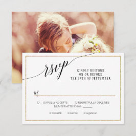 Elegant Script Simple Gold Minimal Weduwfoto RSVP Kaartje