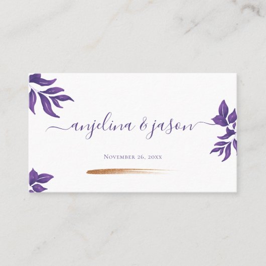 Elegant Script Smaragd Paarse Eucalyptus Bruiloft Plaatskaartje (Voorkant)