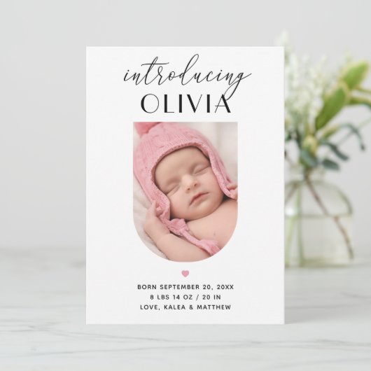 Elegant script ter introductie. Boog foto geboorte Aankondiging (Staand voorkant)