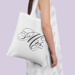 Elegant Script Typografie "Future Mrs." Tote Bag<br><div class="desc">Stijlvol en chic gepersonaliseerd bridal party design.</div>